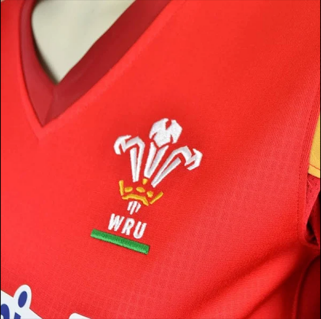 Under Armour Wales Womens Supporters Home Rugby Shirt 15/16